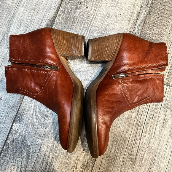 1987 | leather heeled booties - Picture 3 of 7